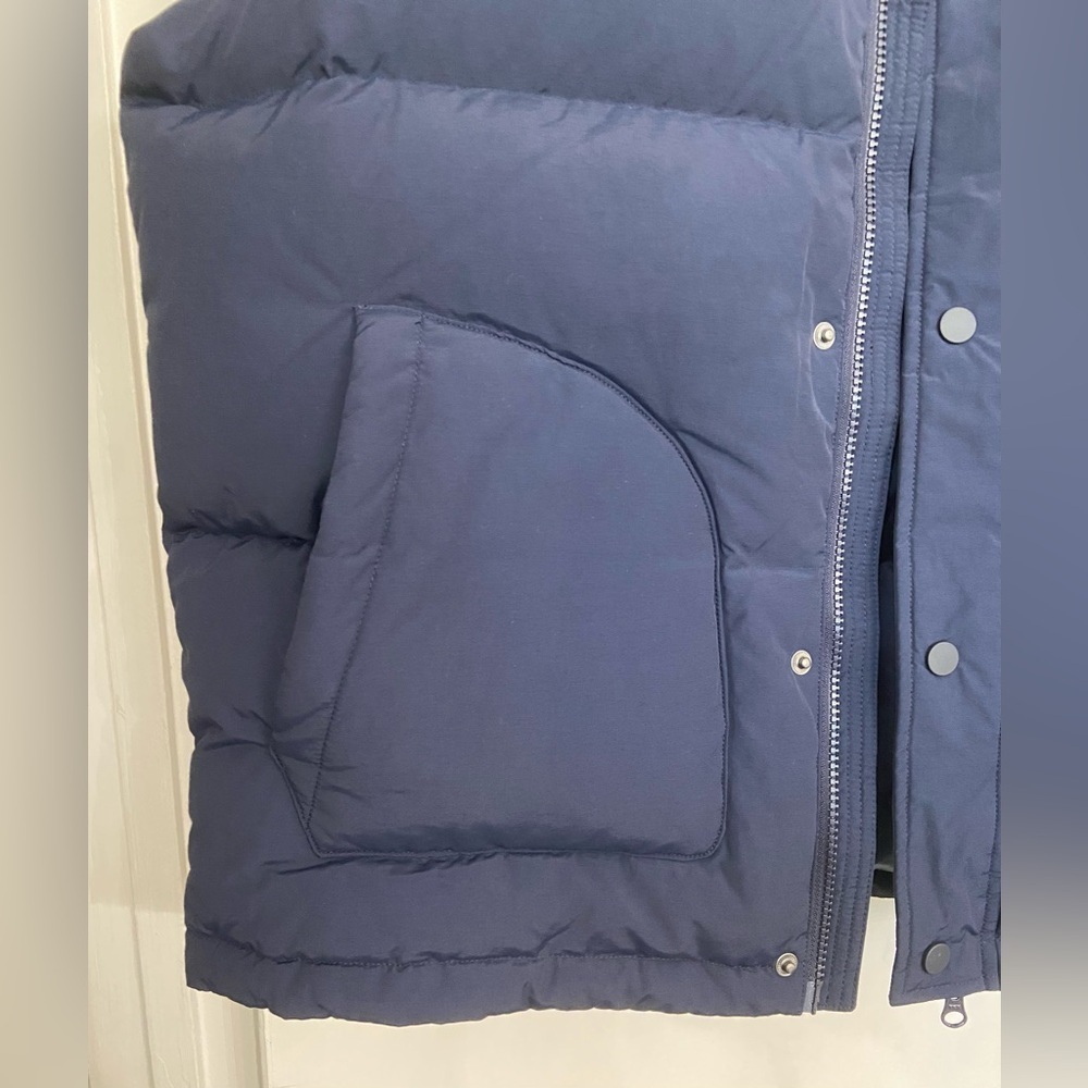 NWT MadHappy Winter 1 Puffer Vest Navy Blue Size Large - Picture 11 of 14